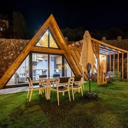 Vila Sleeps 4 Sea And Mountain View Bungalow With Pool Awz 268 *