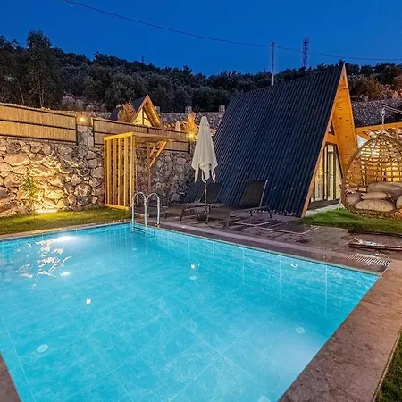 Villa Sleeps 4 Sea And Mountain View Bungalow With Pool Awz 268 *